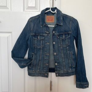 Levi’s denim jacket